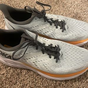 Men’s Hoka Clifton’s